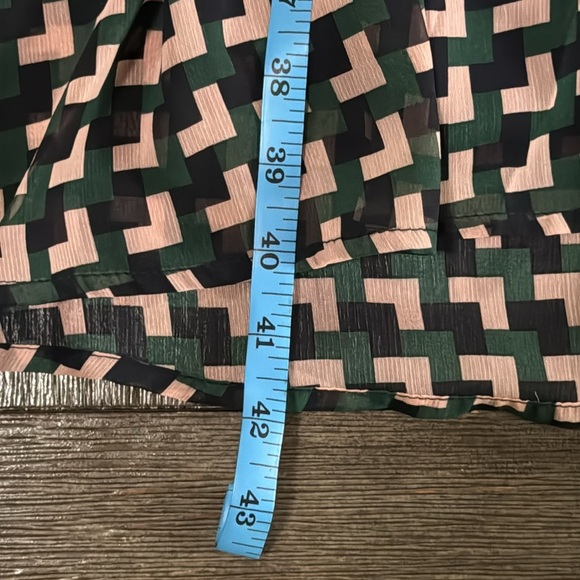 Superfoxx Geometric Midi Dress - Picture 11 of 12